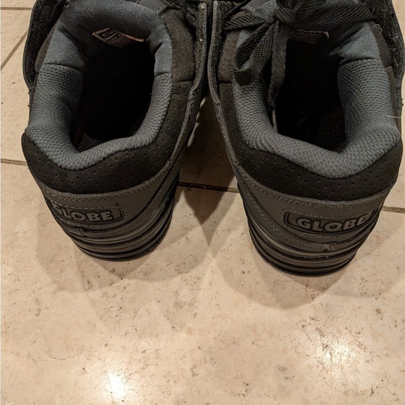 Globe Men's Black Sneakers - Picture 2 of 3